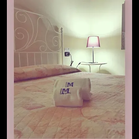 La Marchesa Bed & Breakfast *